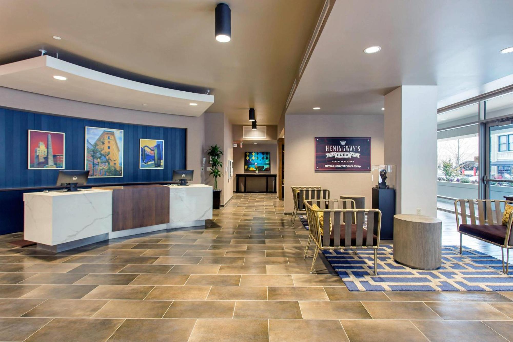 Cambria Hotel Downtown Asheville Buitenkant foto